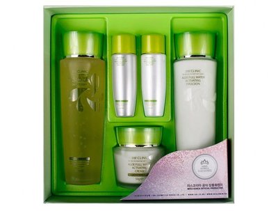 Набір для догляду за обличчям (тонер/емульсія/крем) 3W CLINIC Aloe Full Water Activating Skin 3 Kit 775342 фото